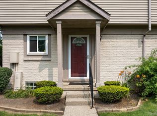 1968 Orchard Crest St, Shelby Township, MI 48317