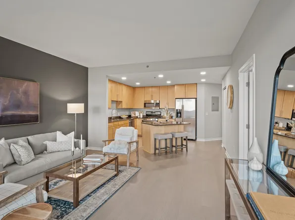 929 Portland Ave APT 1809, Minneapolis, MN 55404