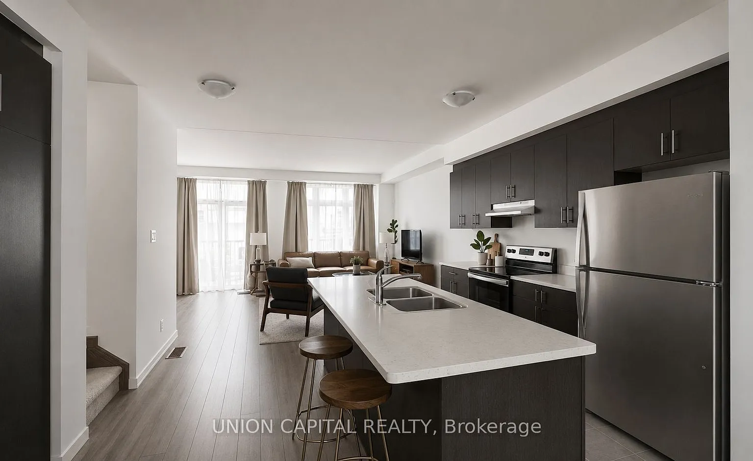 4 bed, $3,200 — Photo 4