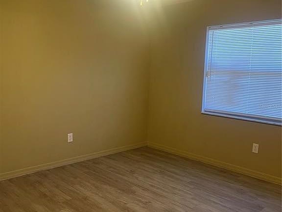 4th image of 9 Prescott Ln