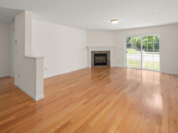 87 John Fay Rd #303