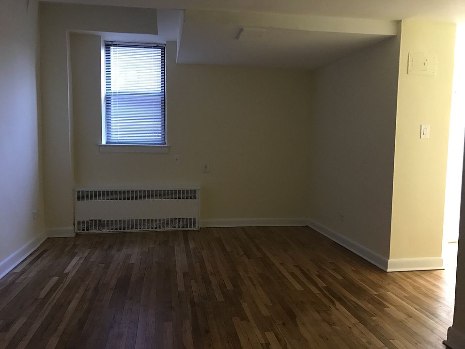 1st image of 7210 41st Ave #2H