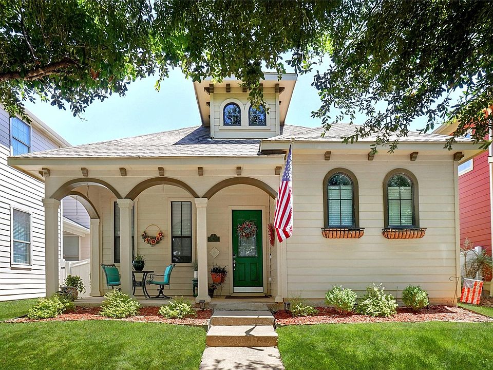1st image of 1716 Spanish Moss Way