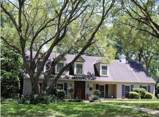 901 Regents Dr E, Mobile, AL 36609