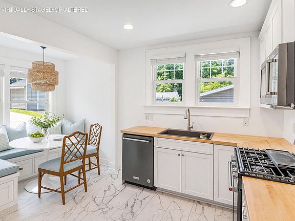 4th image of 4004 Albemarle Ave