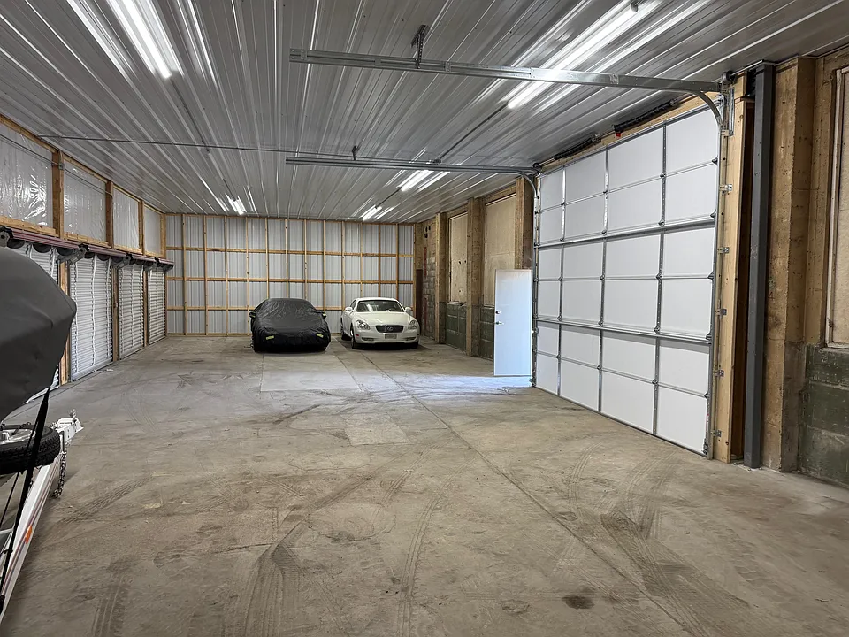 801 E Main St #16-23
