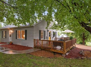 8154 Victoria Dr, Victoria, MN 55386