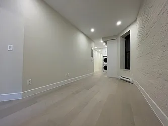 Rented by HOLTON REAL ESTATE INC.