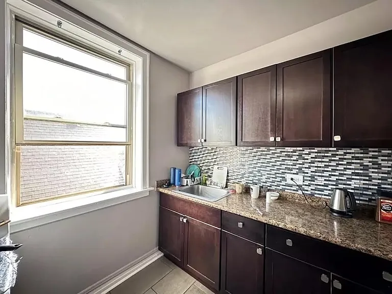 4257 W Addison St #3 — Photo 1