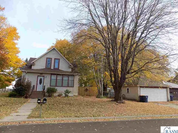 480 11th St, Lafayette, MN 56054