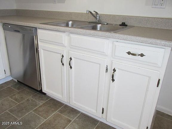 4th image of 1357 E HOPI Avenue