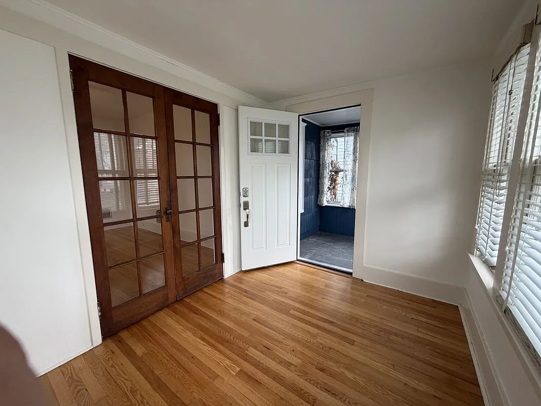 2 bed, 1.0 bath, 1000 sqft, $1,650 — Photo 4