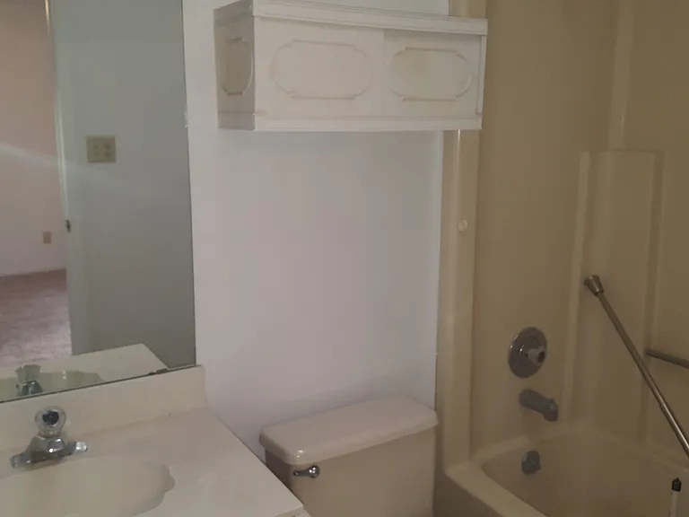 320 Station St #101 — Photo 11