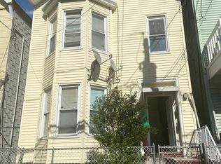 52 S 12th St #2, Newark, NJ 07107