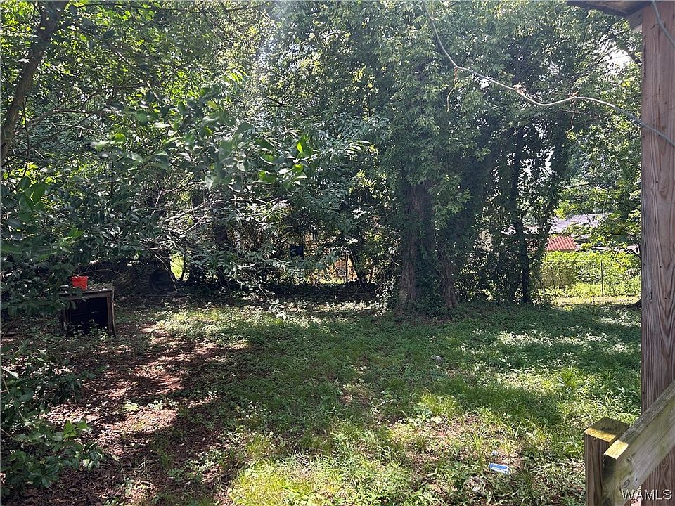 2nd image of 2605 21st St