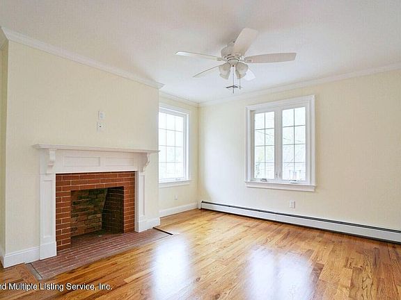 5th image of 18 Westcott Blvd #2
