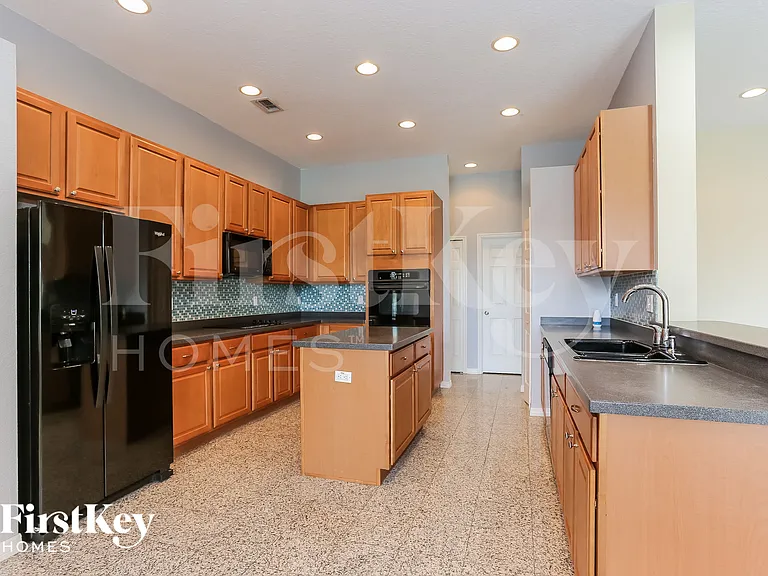 2620 Wood Pointe Dr — Photo 5