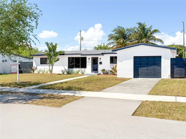 19920 Holiday Rd, Cutler Bay, FL 33157