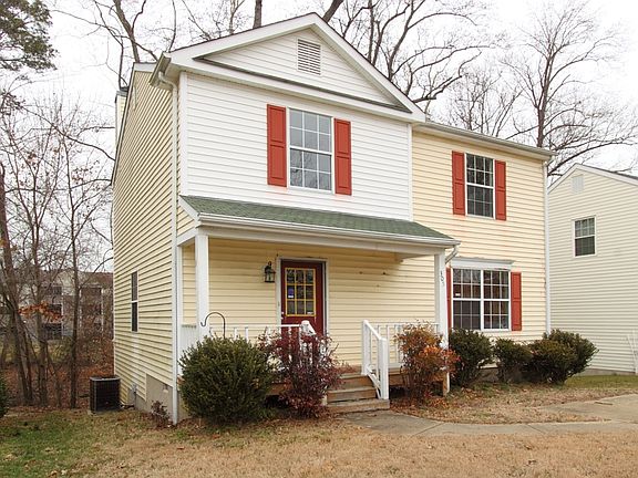 3rd image of 305 Warwick Landing Pkwy