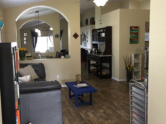2nd image of 159 Dakota Ave
