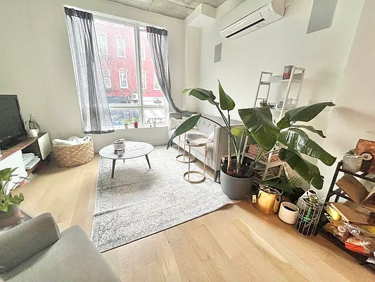 Rented by Doorway NYC, LLC | media 31