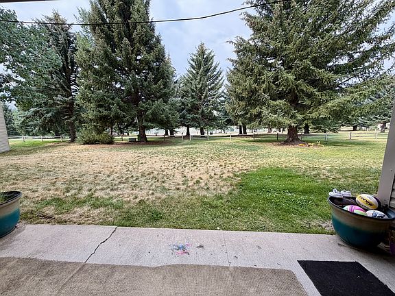 2nd image of 414 W Beaver Creek Blvd APT B-2