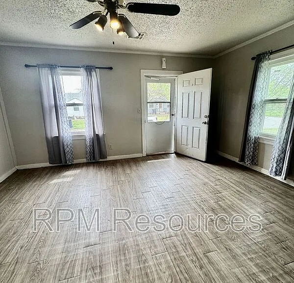 2943 W Pioneer Ave #2943 — Photo 4