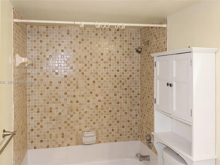 10425 SW 112th Ave #204 — Photo 10