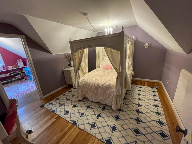 Girls bedroom