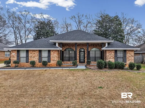 5269 Mossberg Dr E, Theodore, AL 36582