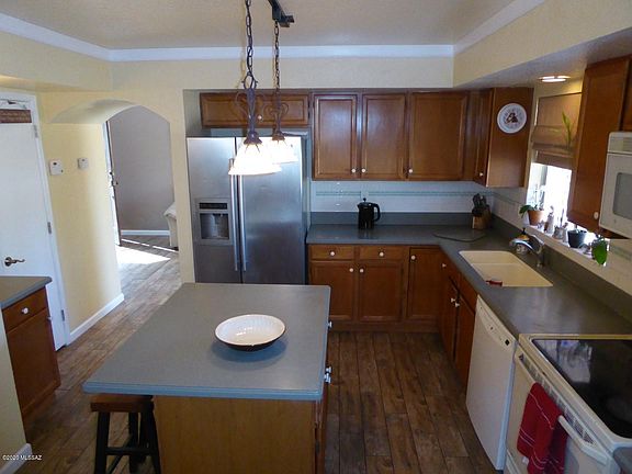 3rd image of 8011 E Calle De Camacho