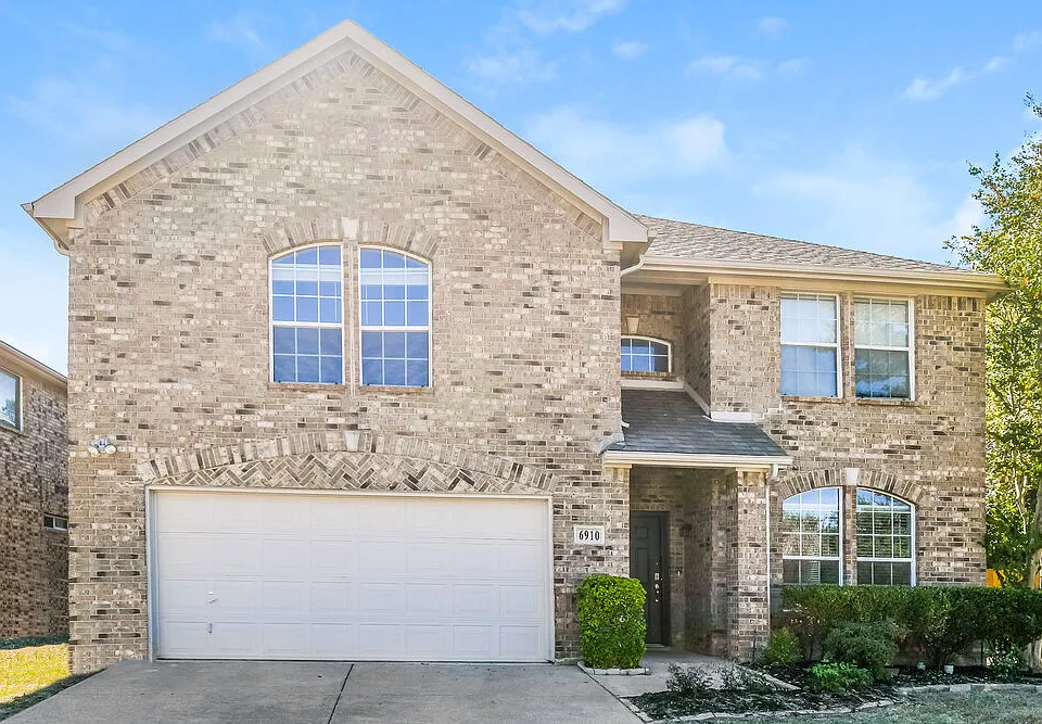 6910 Shore Breeze Ct