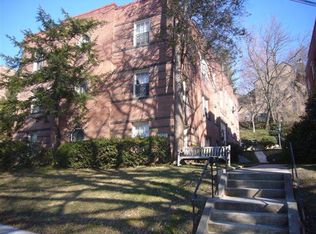 4573 Macarthur Blvd NW APT 301, Washington, DC 20007