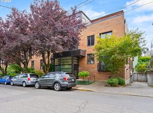 2222 NW Hoyt St APT 102, Portland, OR 97210