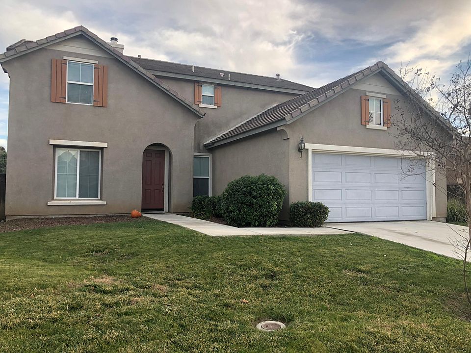 1st image of 27385 Delphinium Ave