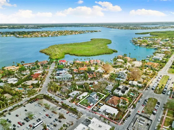430 Monroe Dr, Sarasota, FL 34236
