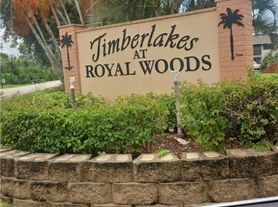 17422 Birchwood Ln, Fort Myers, FL