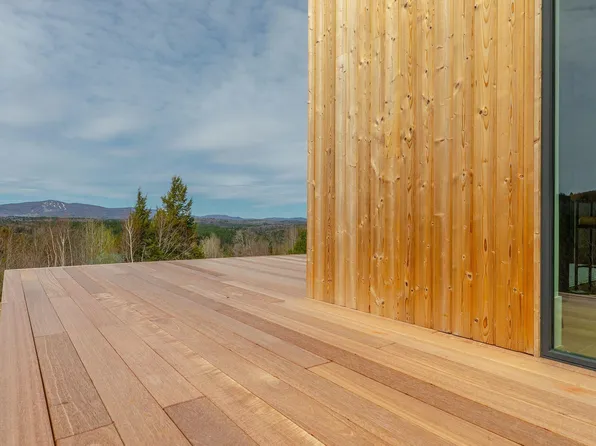 59 Garden Loop Road, Winhall, VT 05340