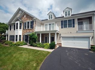21 Garnet Dr, Woodland Park, NJ 07424