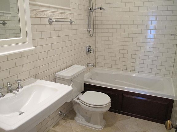 4th image of 1843 Walnut St APT A