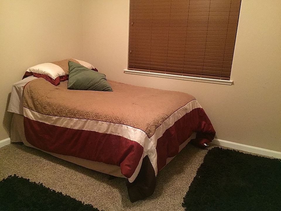 1st image of 1814 Pico Rivera Dr