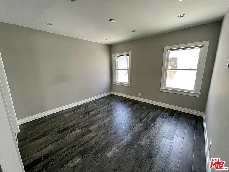 842 S Wooster St — Photo 17