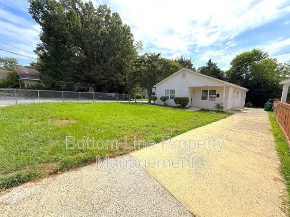 1324 Parkwood Ave, Charlotte, NC 28205
