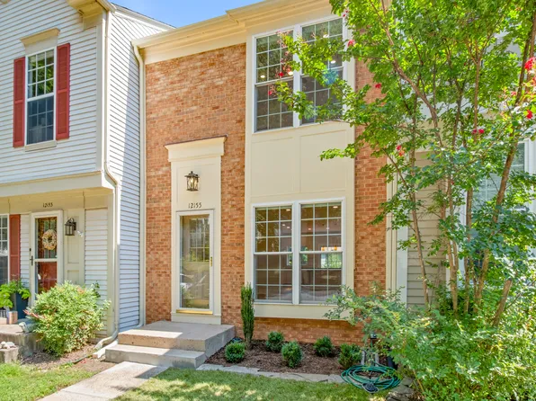 12155 Wedgeway Ct, Fairfax, VA 22033