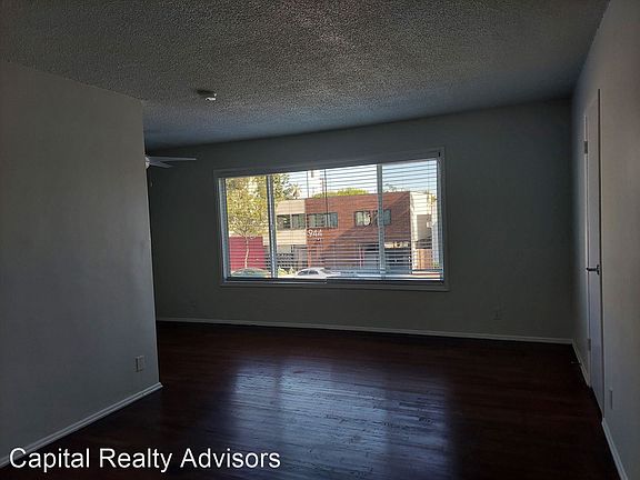2nd image of 939 Pacific Ave #3
