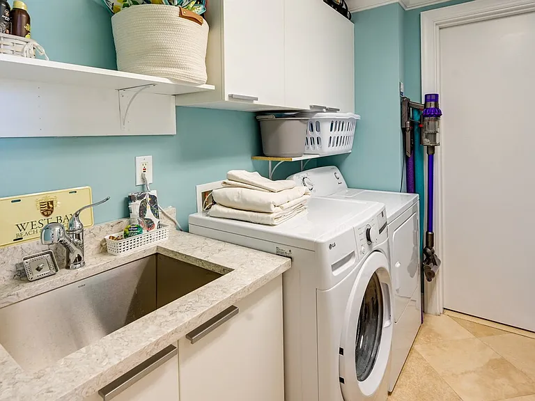 Laundry Room Cabinet