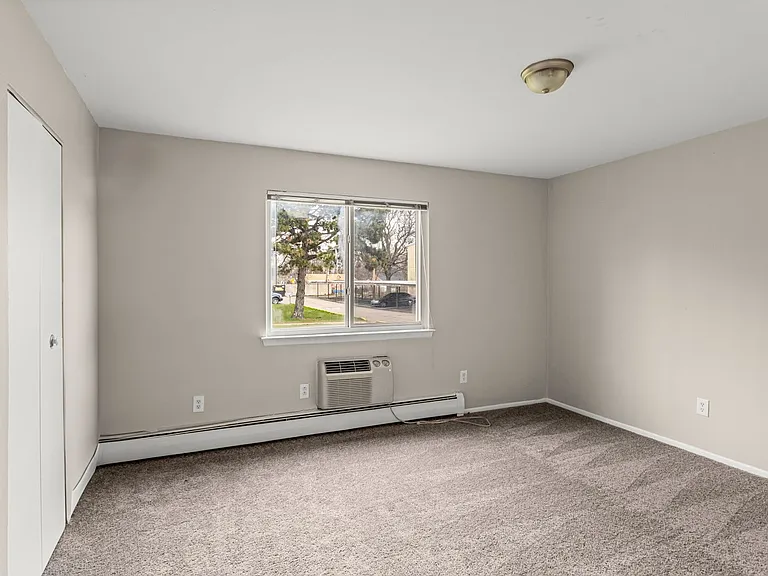 Coolidge on 9 (B)- Coast to Coast Management, LLC — Photo 28