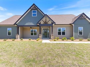 7034 Pocosin St, Fayetteville, NC 28312
