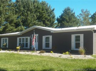 8410 Seneca Dr NE, Georgetown, IN 47122