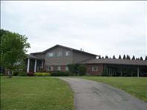 1st image of 1900 Southwood Dr